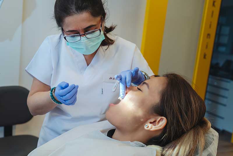 Oral surgeon in Twin Falls at Paramount Surgical Center.